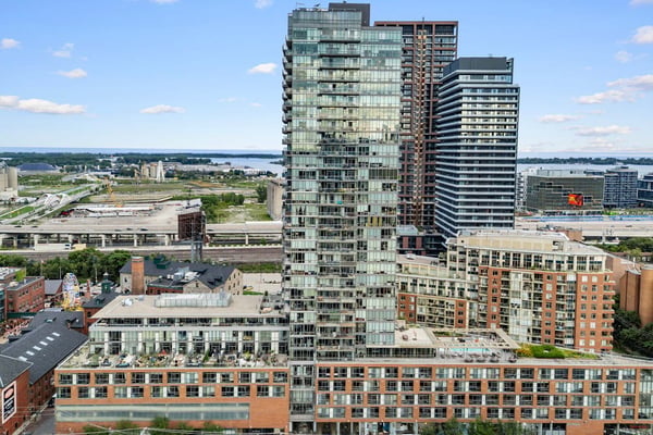 210 - 33 Mill St, Toronto, ON