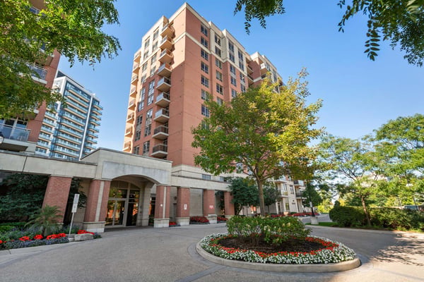 LPH06-75 King William Cres., Richmond Hill, ON