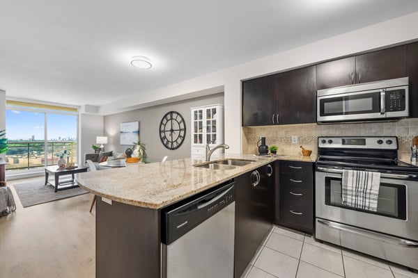 LPH06-75 King William Cres., Richmond Hill, ON