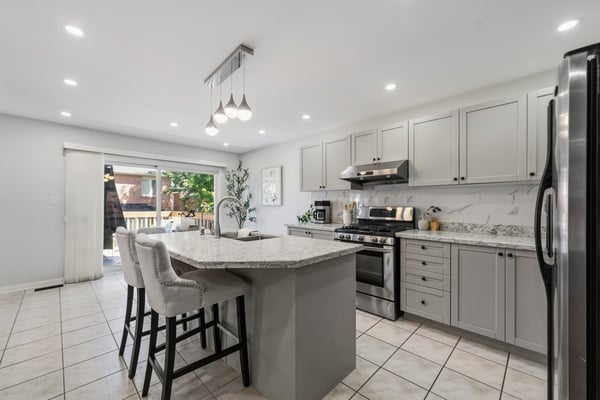 3195 Munson Cres., Burlington, ON