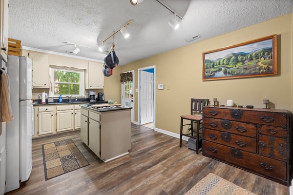 4909 North Hills Drive, Raleigh, NC