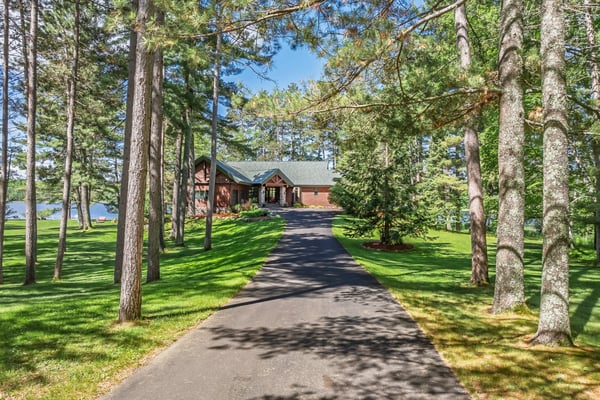 11400 Santo Rd, Arbor Vitae, WI
