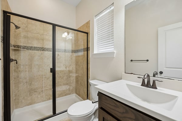 Guest Bedroom Ensuite Bath