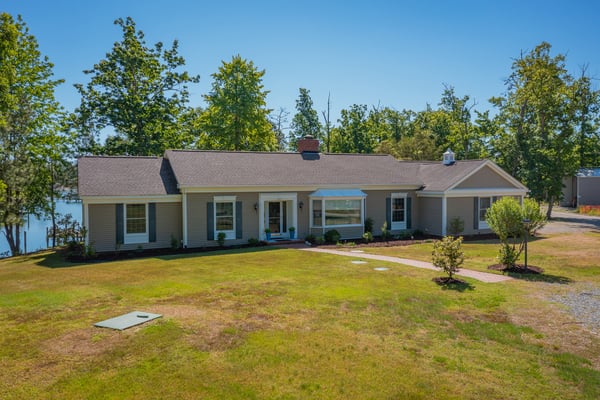 127 Tilden Lane, Weems, VA