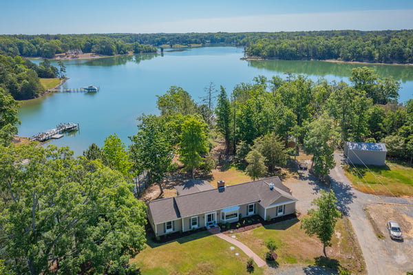 127 Tilden Lane, Weems, VA