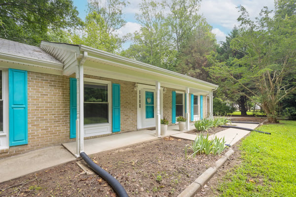 17 Wesley Terrace, Weems, VA
