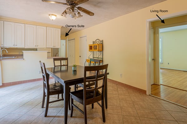 17 Wesley Terrace, Weems, VA