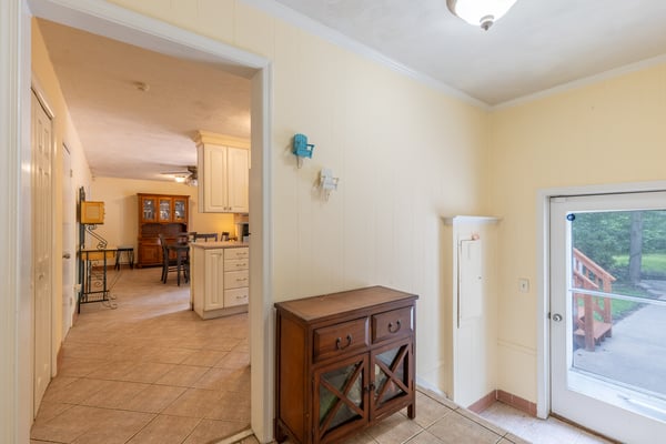 17 Wesley Terrace, Weems, VA