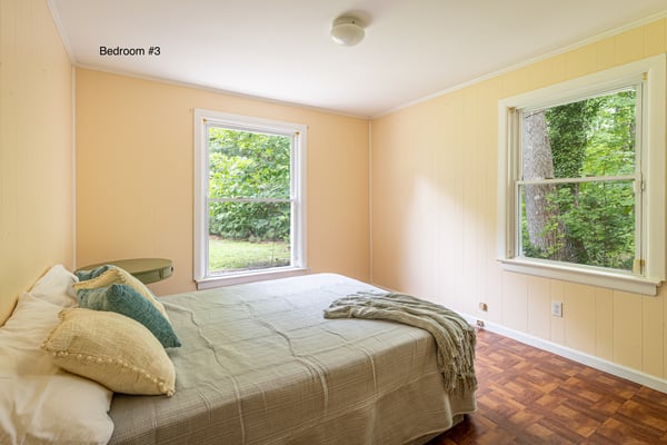 17 Wesley Terrace, Weems, VA