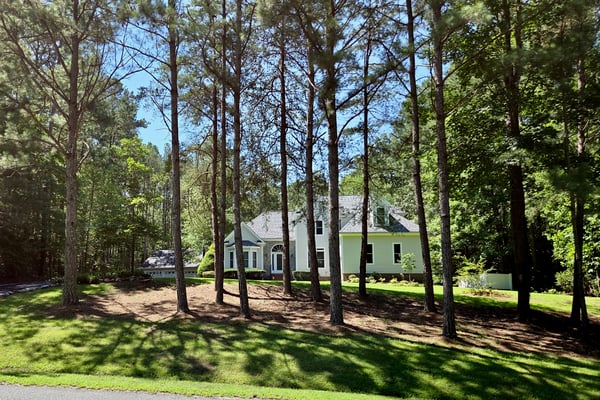 Completely Remodeled Home in Riverwood with Detached 3-Bay Garage!
