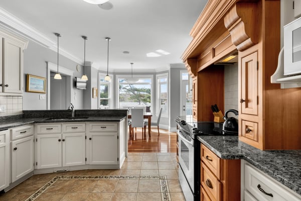 981 Shore Drive, Bedford, NS