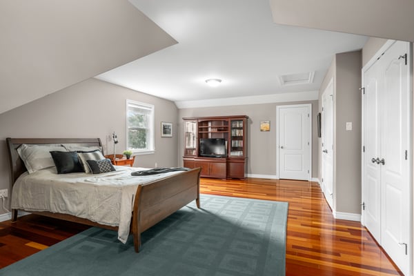 981 Shore Drive, Bedford, NS
