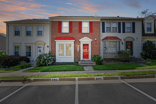 5533 Ridgeton Hill Court, Fairfax, VA
