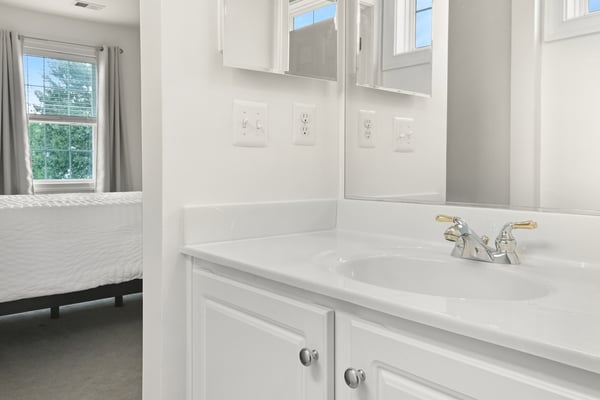 43317 Cedar Pond Place, Chantilly, VA