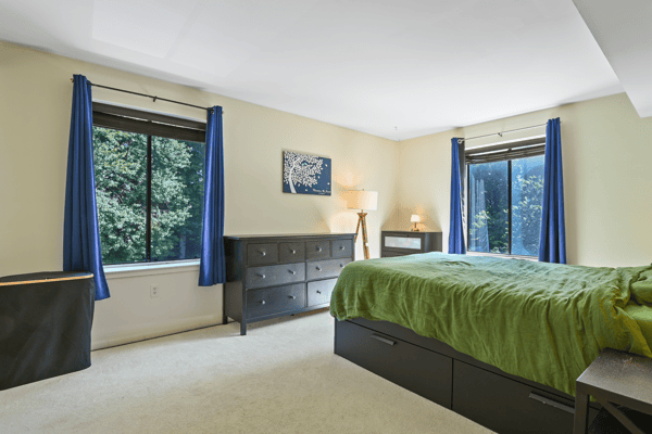 9700 Kingsbridge Drive, 202, Fairfax, VA