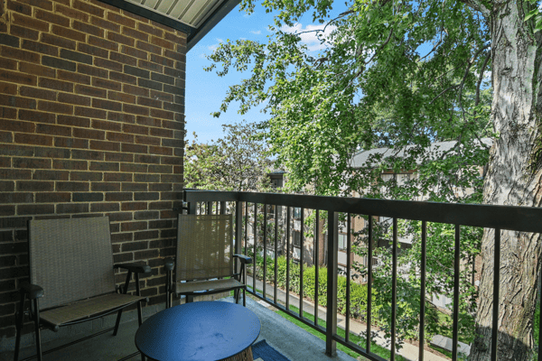 9700 Kingsbridge Drive, 202, Fairfax, VA