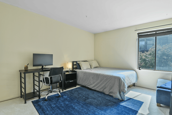 9700 Kingsbridge Drive, 202, Fairfax, VA