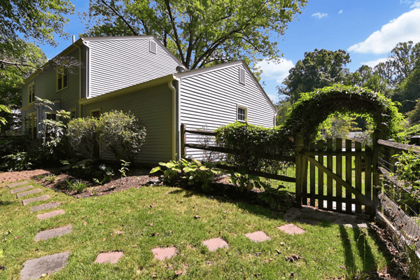 9926 Stone Wood Court, Burke, VA