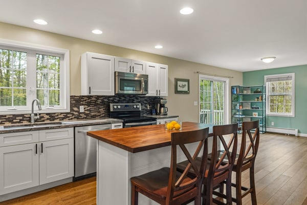 109 Langford Road, Raymond, NH