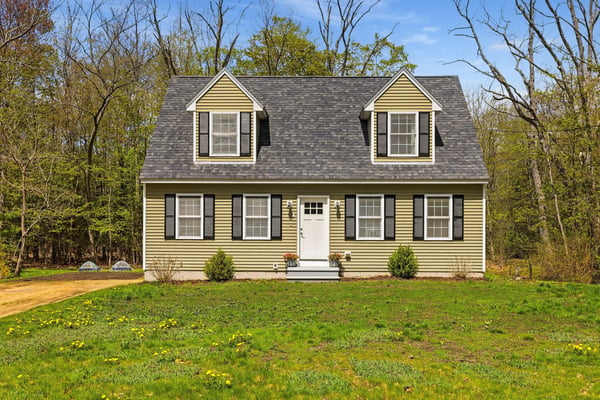 109 Langford Road, Raymond, NH