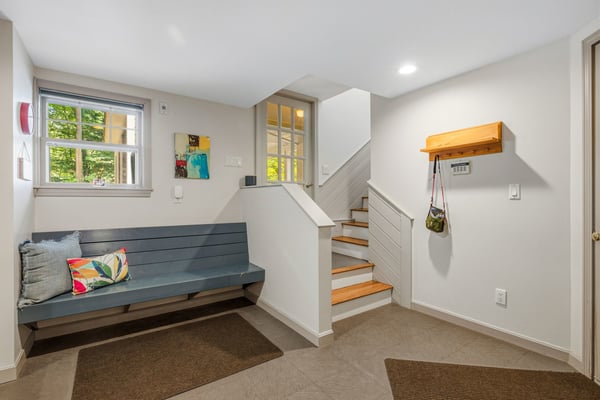 6 Millstream Drive, Exeter, NH