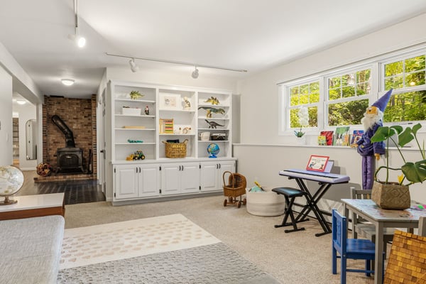 6 Millstream Drive, Exeter, NH