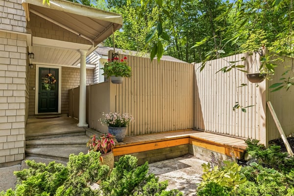 6 Millstream Drive, Exeter, NH