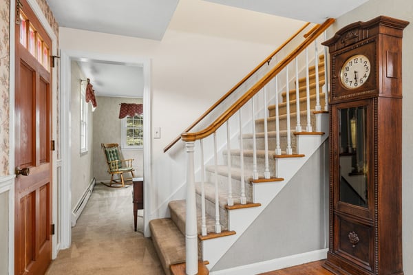 42 Harding Road, Portsmouth, NH