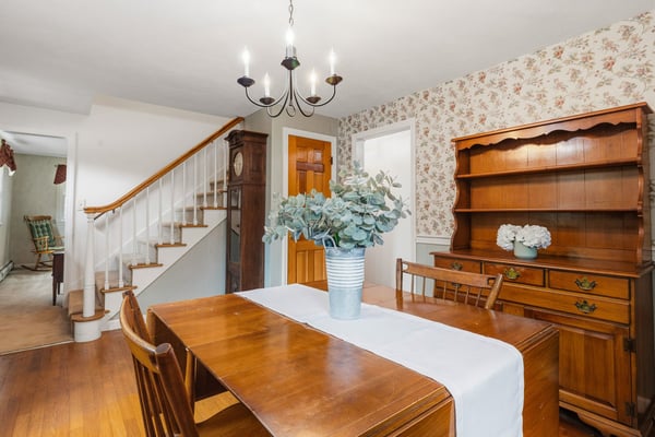 42 Harding Road, Portsmouth, NH
