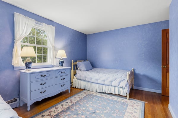 42 Harding Road, Portsmouth, NH