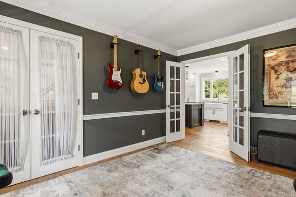 61 Bunker Hill Avenue, Stratham, NH