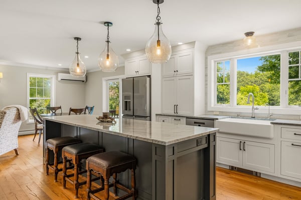 61 Bunker Hill Avenue, Stratham, NH
