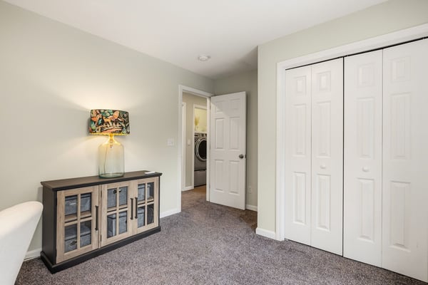 61 Bunker Hill Avenue, Stratham, NH