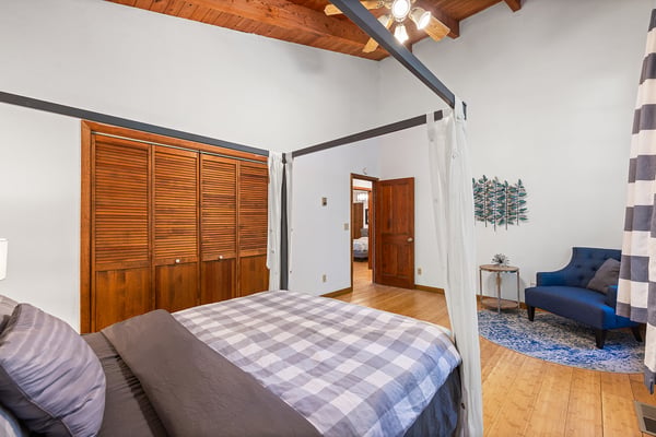 1595 Warm Springs Rd, Glen Ellen, CA