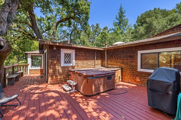 1595 Warm Springs Rd, Glen Ellen, CA