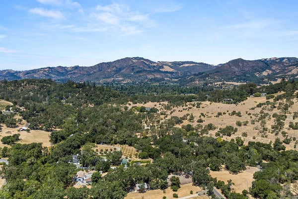 1595 Warm Springs Rd, Glen Ellen, CA