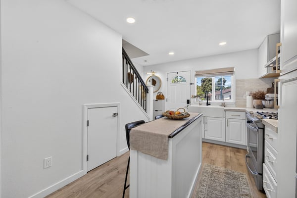 2450 Tolar Ave, Santa Rosa, CA