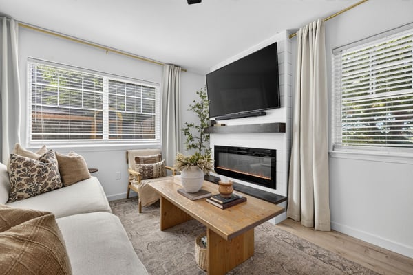 2450 Tolar Ave, Santa Rosa, CA