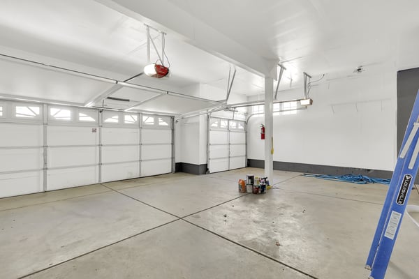 3-Car Garage