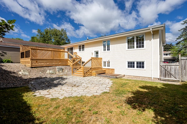 9 John Brenton Dr, Dartmouth, NS