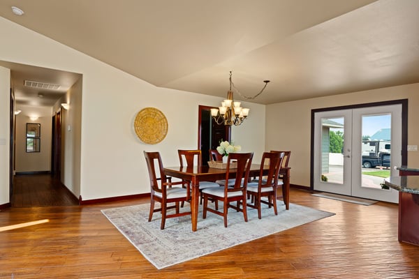 575 Parish Rd, Selah, WA