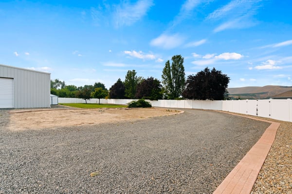 575 Parish Rd, Selah, WA