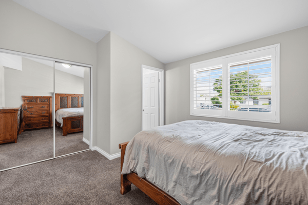 27836 Walnut Springs Ave, Santa Clarita, CA