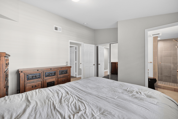 27836 Walnut Springs Ave, Santa Clarita, CA