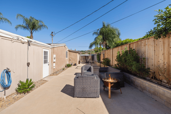 27836 Walnut Springs Ave, Santa Clarita, CA