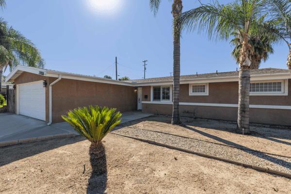 27836 Walnut Springs Ave, Santa Clarita, CA