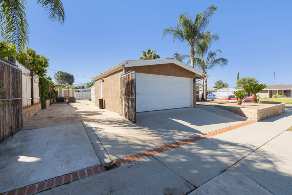 27836 Walnut Springs Ave, Santa Clarita, CA