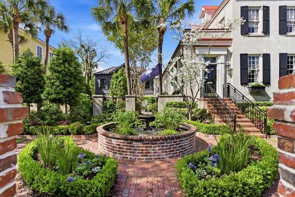 140 Queen Street, Charleston SC, SC