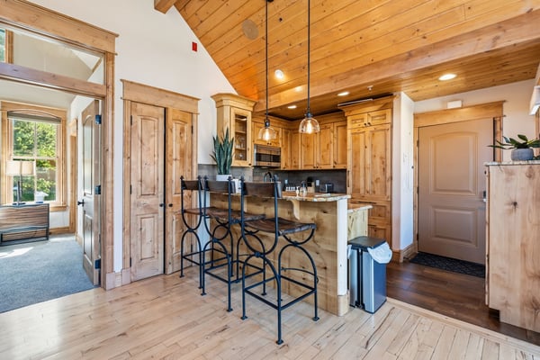 114 Lincoln Ave, Unit B, Breckenridge, CO