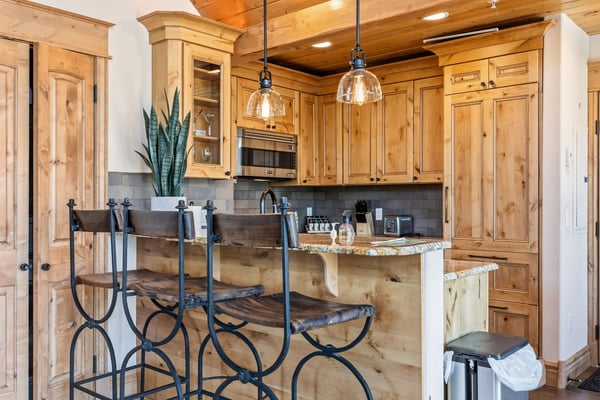 114 Lincoln Ave, Unit B, Breckenridge, CO